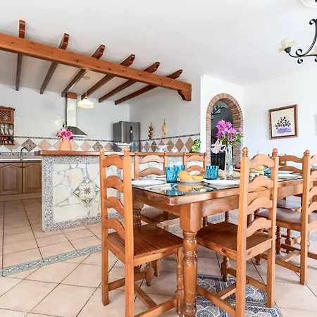 Exotica Villa *